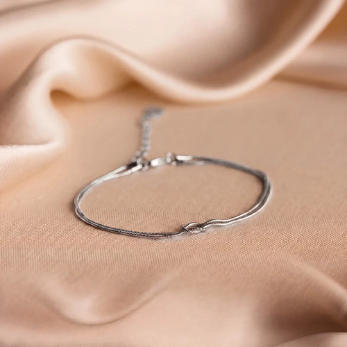 Forever Knot-armband – Een betekenisvol cadeau voor koppels, beste vrienden en familie